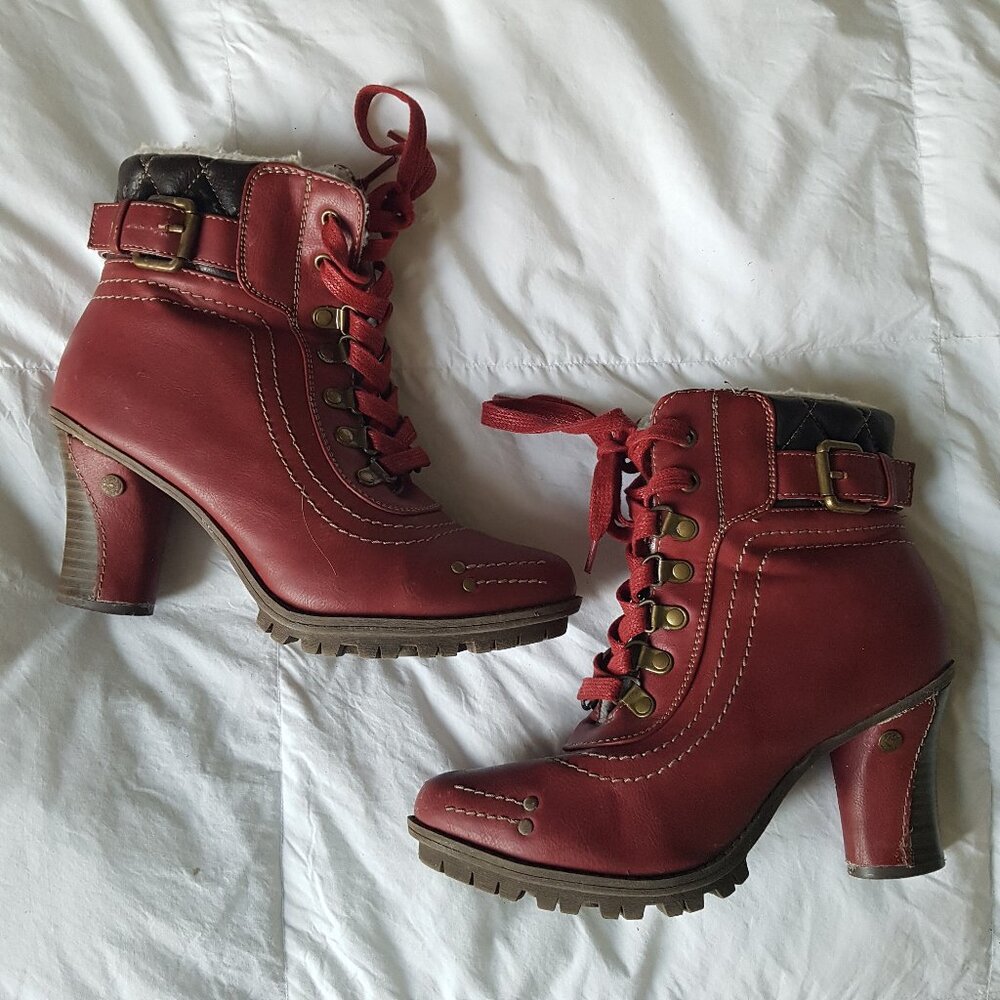 Red winter heel boots with high sole for more comfort